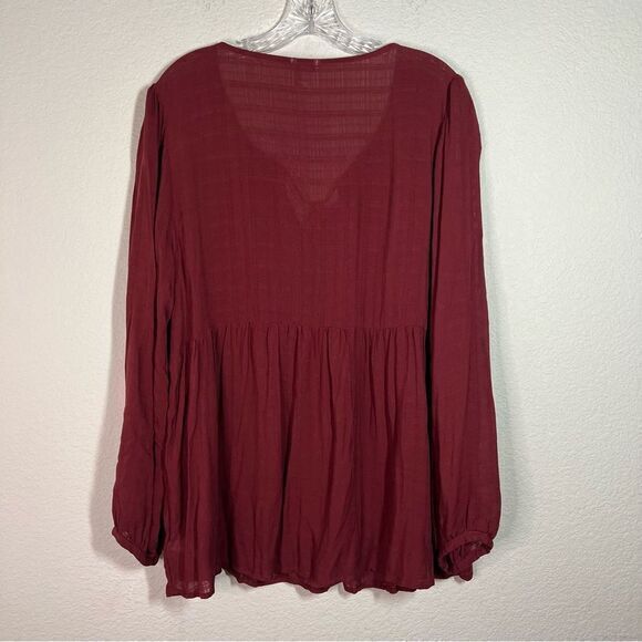 Sonoma Red Geometric Tie Neck Long Sleeves‎ Pleated Top Women's Plus Size 1X - Picture 5 of 7